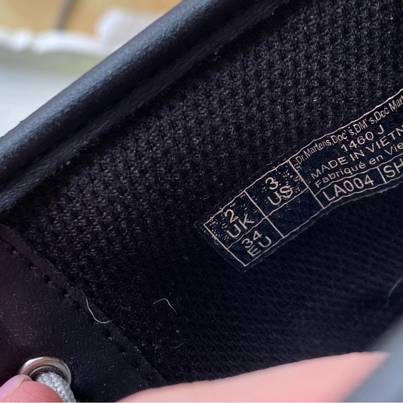 JUNIOR 1460 GLITTER STAR PATENT LACE UP BOOTS - Picture 6 of 6